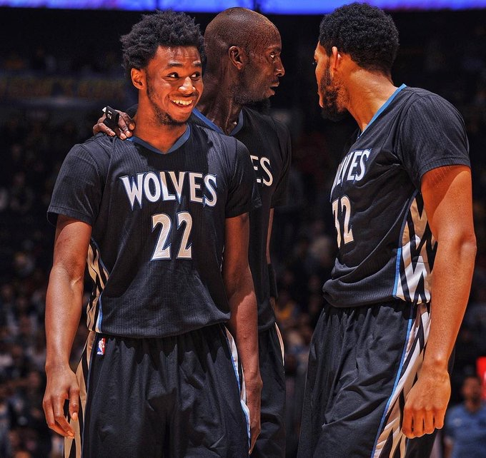 德保罗社媒庆祝胜利：我们晋级了！但我们不会停下脚步（德保罗社媒报喜：成功晋级，我们仍将继续前行）