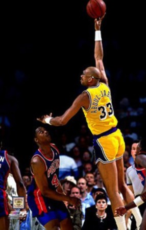 意媒：莫拉塔是科莫本赛季最大的失望，他需尽快恢复心理平衡（意媒：莫拉塔成科莫本季头号失望，亟需重建心态）